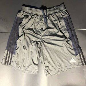 Grey Adidas Aeroready Shorts – Medium –